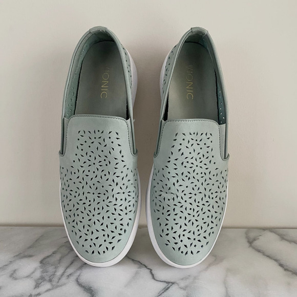 Vionic Splendid Midi Perforated Nubuck Slip On Shoes Mint Green Size 8.5 Comfort - Picture 10 of 10